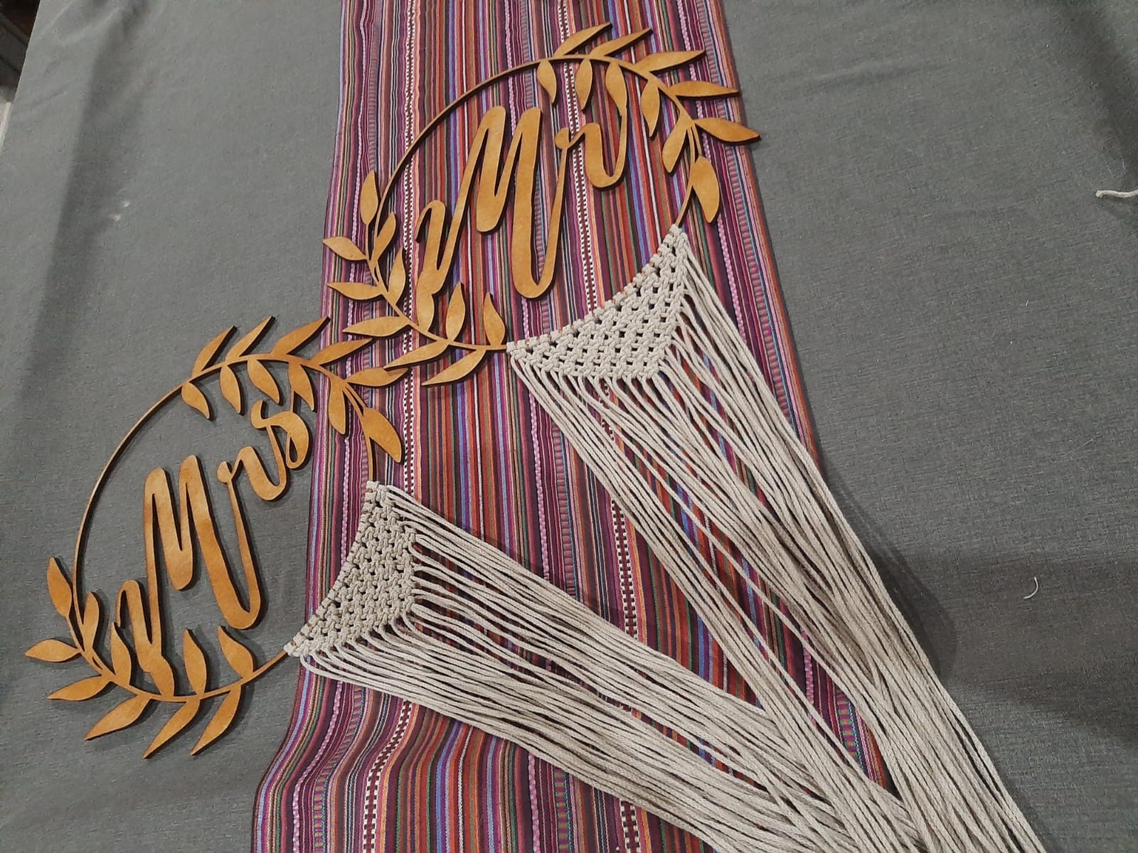 Macramé with wood
